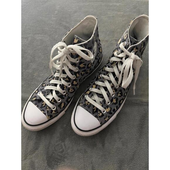 Converse Chuck Taylor All Star High Top Leopard Print Women’s 9 - Picture 2 of 8